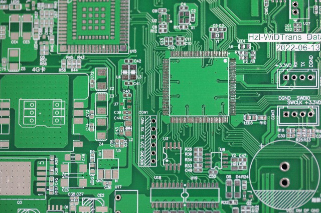 什么是成熟的PCB設(shè)計(jì)?成熟的PCB設(shè)計(jì)包含哪幾個方面?